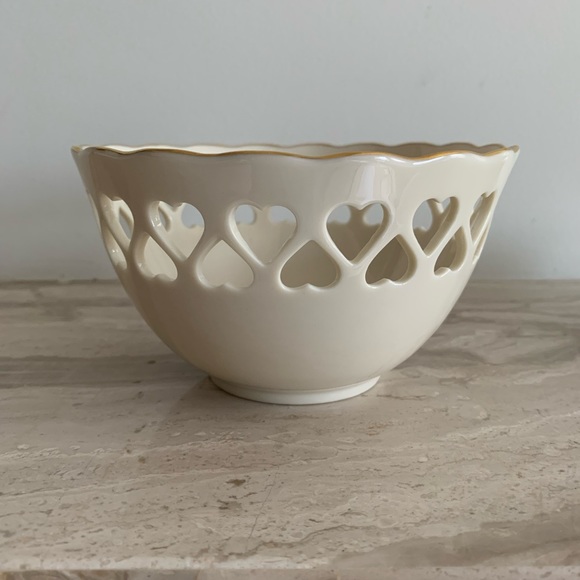 Lenox Other - LENOX hearts serving/candy bowl
